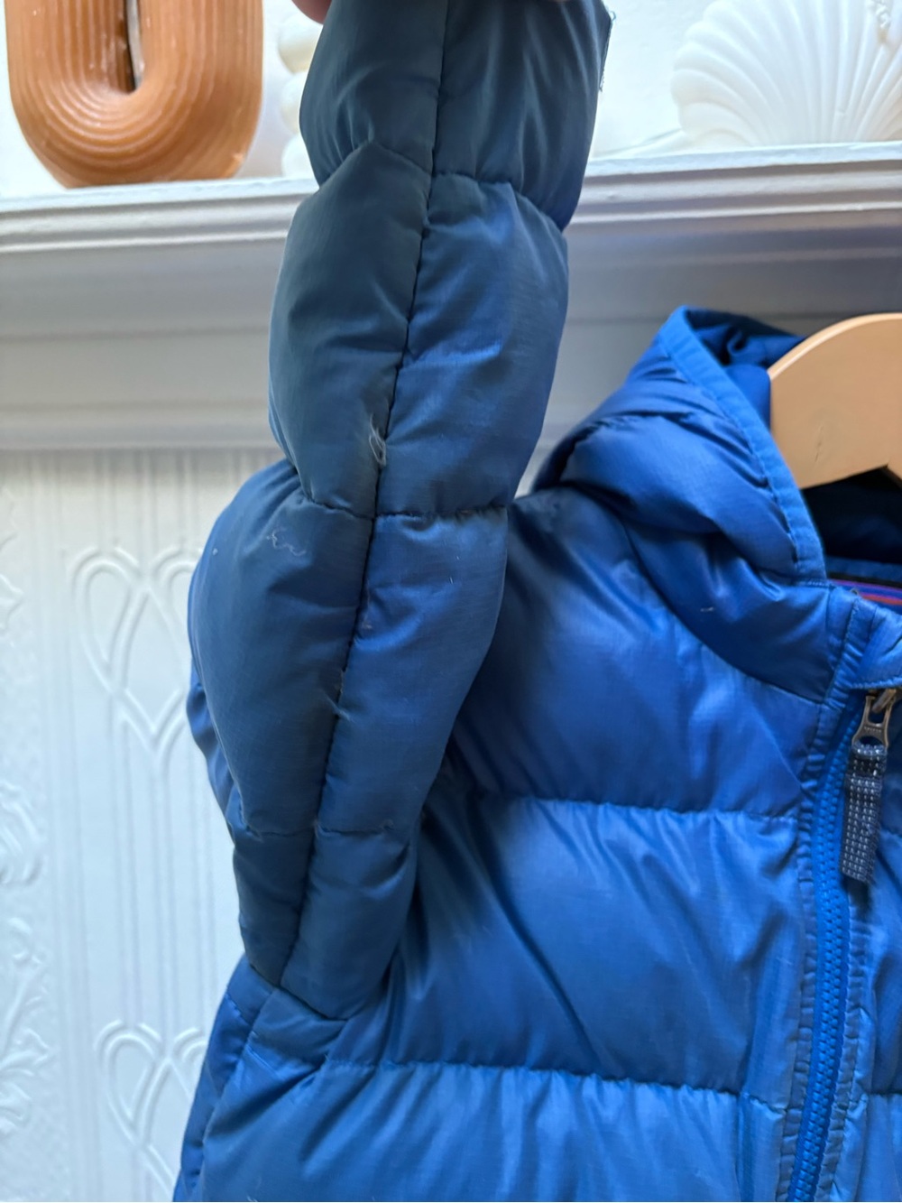 Patagonia Blue Hooded Puffer Jacket - Picture 4 of 5